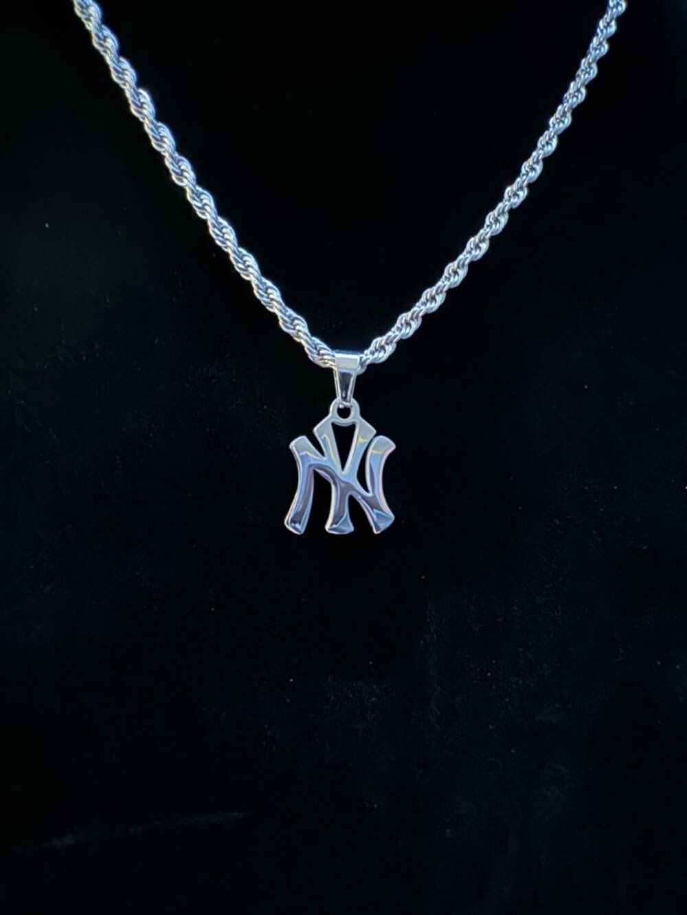 New York Yankees Necklace - Silver - 3mm Rope - 20" Chain - Unisex - Y2K